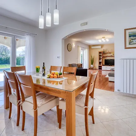 Kikaana By Interhome