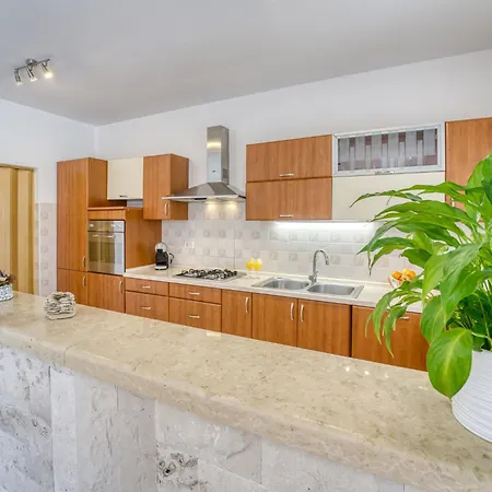 Kikaana By Interhome