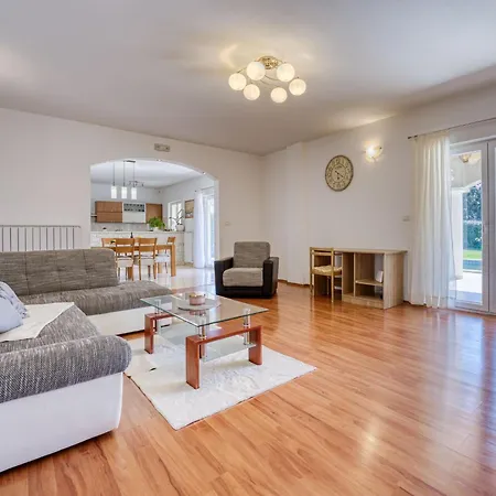 Tatil Evi Kikaana By Interhome
